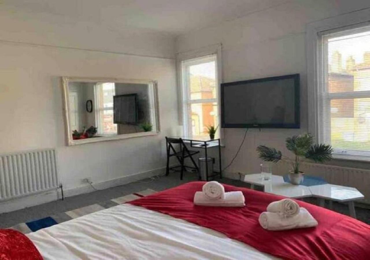 Balham, South London Spacious Guest House 5, 6 Rooms Available Экстерьер фото